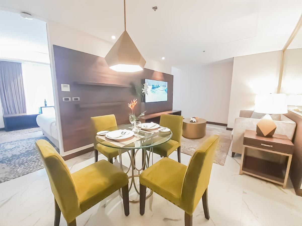 The Excelsior Hotel Las Piñas Εξωτερικό φωτογραφία