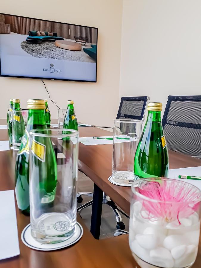 The Excelsior Hotel Las Piñas Εξωτερικό φωτογραφία